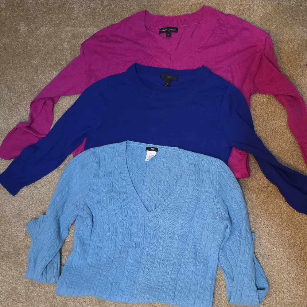 J. Crew & Banana Republic Merino Wool Sweater Bundle | Size M | 3 V-Neck Sweater